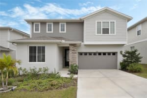 1108 Sugarwood St, DAVENPORT