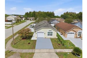 2400 Weymouth Ct, KISSIMMEE