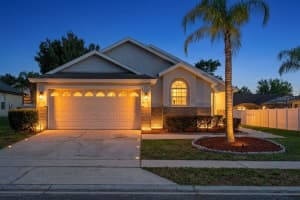 15932 Robin Hill Loop, CLERMONT