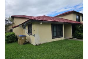 569 Hunter Cir, KISSIMMEE