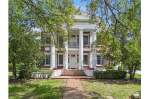 915 Westpark Dr, CELEBRATION