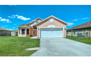 716 Versailles Ln, KISSIMMEE