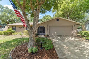610 Cypress Ct, ST CLOUD