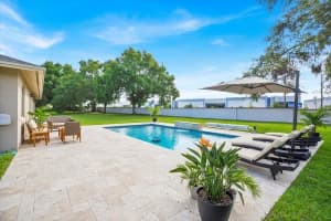 910 N Amy Ridge Ct, KISSIMMEE