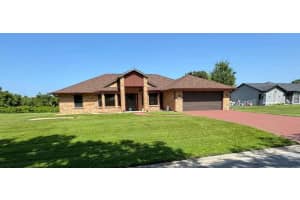 2220 Emperor Dr, KISSIMMEE