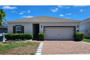 589 Disa Dr, DAVENPORT