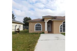 756 Camel Ct, KISSIMMEE