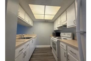 1656 Sunny Brook Ln Ne #l102, PALM BAY