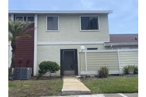 42 Pine Island Cir, KISSIMMEE