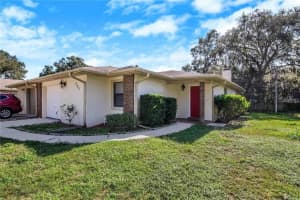 733 Mikasuki Dr, LAKELAND