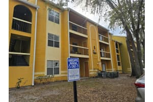 5267 Images Cir #303, KISSIMMEE