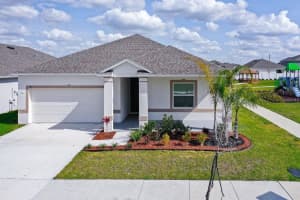 566 Pawnee Ct, HAINES CITY