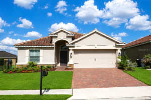 2172 Lake Side Ave, DAVENPORT