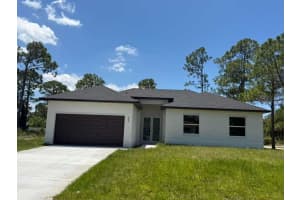 908 Winters St E, LEHIGH ACRES