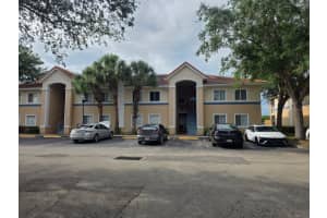 489 Las Cortes Ln #204, ORLANDO