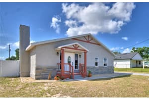 208 Center St, AUBURNDALE 208 Center St, AUBURNDALE