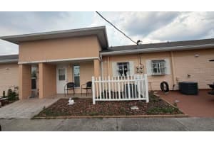 1011 Club Circle, LAKE WALES