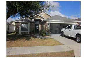 839 Obo Dr , DAVENPORT