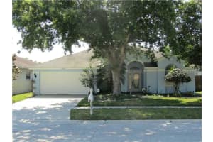 12820 Lake Ventana Dr , TAMPA