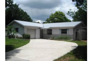 527 Robin Hill Cir , BRANDON