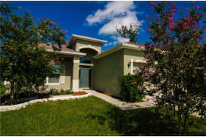 971 Krenson Woods Rd, LAKELAND