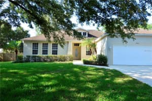 2785 High Ridge Dr, LAKELAND