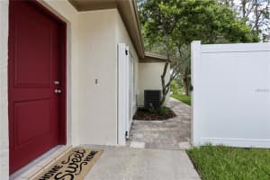 1952 Gregory Dr, TAMPA