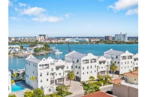 176 Brightwater Dr #5, CLEARWATER