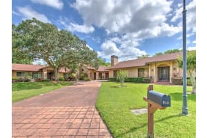 710 Loma Linda Ct, BRANDON 710 Loma Linda Ct, BRANDON