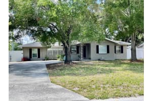 2302 S Thixton Ct, TAMPA