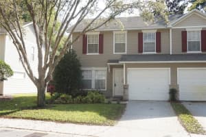 135 Woodknoll Pl, VALRICO