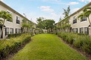 10048 Old Haven Way, TAMPA