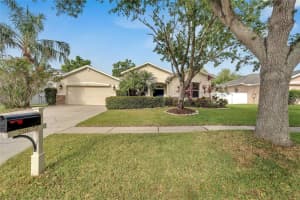 2816 Rolling Acres Pl, VALRICO