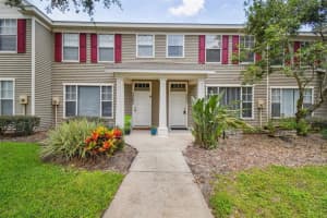13557 Forest Lake Dr, LARGO