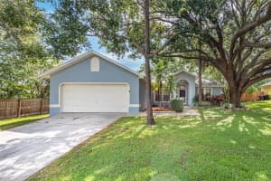 5204 Saint Lucia Dr, LAKELAND