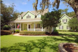 2928 Chelsea Woods Dr, VALRICO