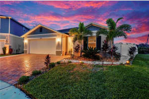 3997 Reflection Dock Dr, SEFFNER