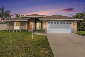 6664 68th St E, BRADENTON