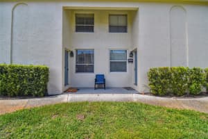 4525 La Capri Ct, TAMPA