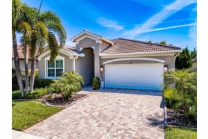 4804 Grand Banks Dr, WIMAUMA