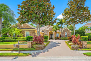 1227 Toscano Dr, TRINITY