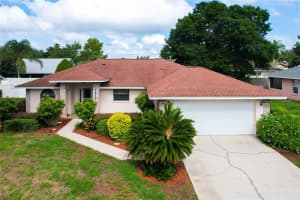 7412 Floral Cir E, LAKELAND