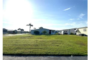 602 La Jolla Cir, NORTH PORT