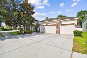 1410 Misty Valley Dr, BRANDON