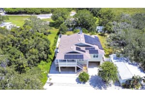 262 Banana Rd, PALM HARBOR
