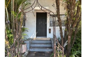 2001 15th Ave S, ST PETERSBURG