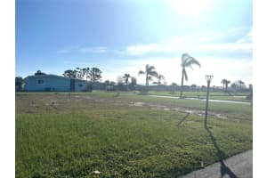 413 El Prado, NORTH PORT