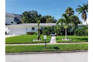 15301 Harbor Dr, MADEIRA BEACH