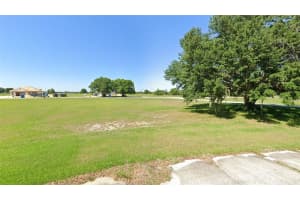 1209 Golf Ct, SEBRING