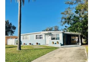 9696 Groveland St, SEMINOLE